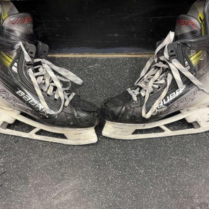Bauer Vapor Hyperlite 2 Hockey Skates Size 6 (Used)