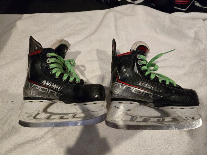Bauer S21 Vapor Shift Pro (SMU) Hockey Skates 13 (Used)