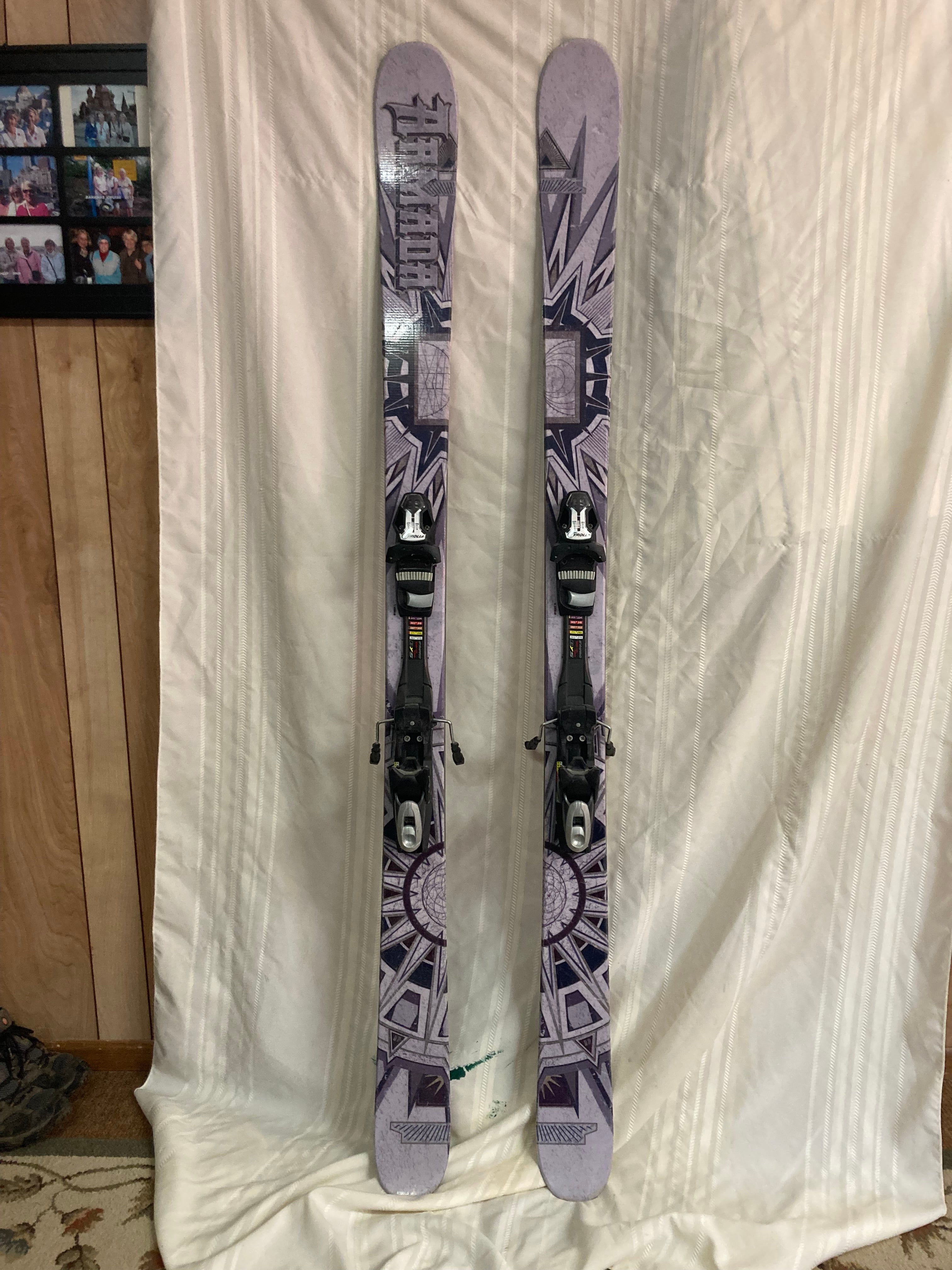 183 ARMADA TST + JESTER SCHIZO 16
