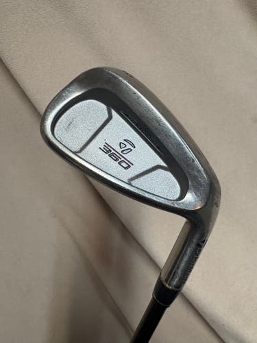 Men's 9 Iron TaylorMade 360 Right Handed Uniflex Steel Shaft (Used)