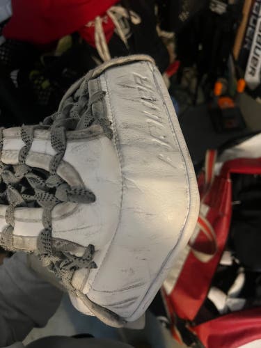 2024 Bauer Supreme Shadow Regular (Used)