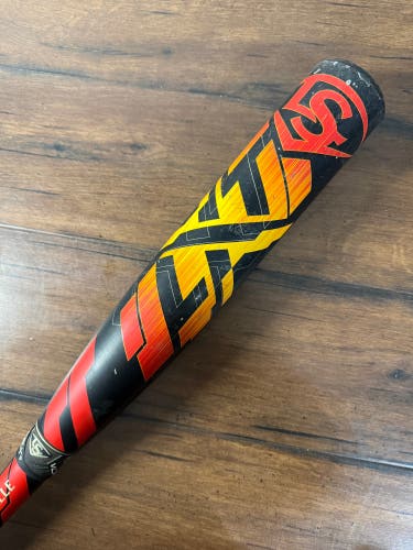 Louisville LXT 28/17 (-11) Fastpitch Softball Bat