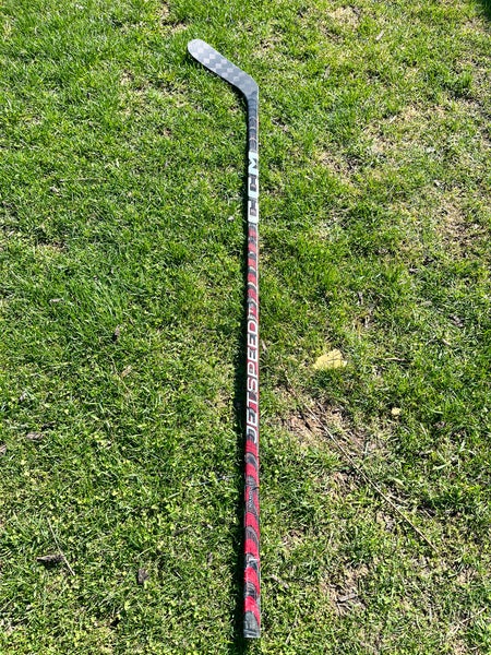 Intermediate CCM JetSpeed FT5 Pro Left Hand Hockey Stick P88 65 Flex (Used) like new!!
