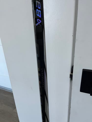 Senior Bauer Proto-R Right Handed Hockey Stick P90TM 87 Flex (Used)