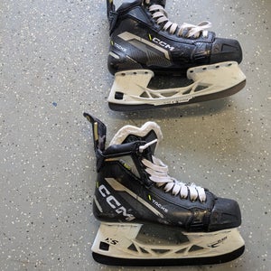Black/Gray CCM Tacks AS580 Hockey Skates 6.5 (very Used)