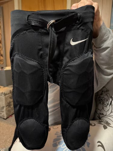 Black XS Youth Nike Football Game Pants (Used)