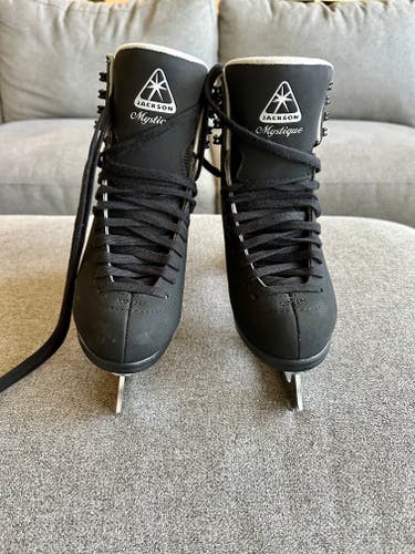 Jackson Ultima Mystique Figure Skates (Used)