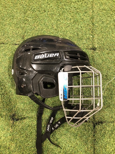 Black Medium Bauer IMS 5.0 Helmet (Used)