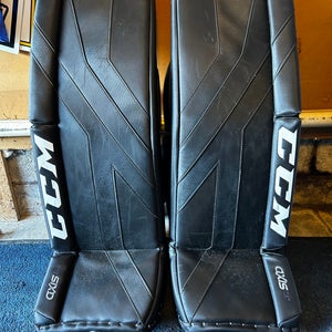34" CCM Axis 1.9 Goalie Leg Pads (Used)