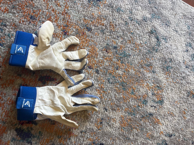 Small Easton Walk off Batting Gloves (Used)