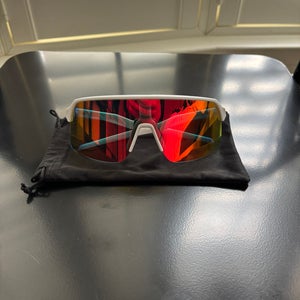 Unisex One Size Fits All Oakley Sutro Sunglasses (New)
