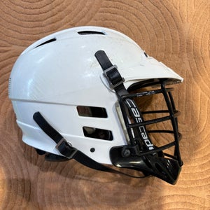 White Adult Cascade Helmet (Used)