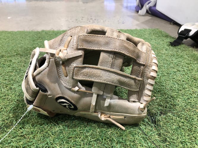 Rawlings Highlight Series RH Outfield Softball Glove 12.5" (Used)