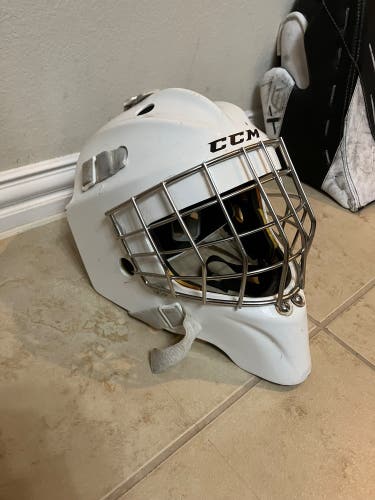 Senior Medium 2020 CCM Axis 1.9 Goalie Mask (Used)