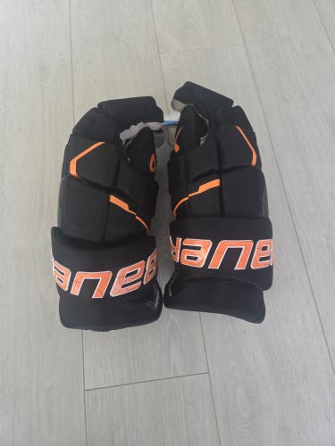 Bauer Supreme Mach Gloves 15" Pro Stock (New)