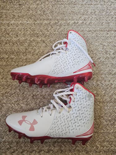 White Women's Size M 7.5 (W 8.5) Youth Under Armour High Top Molded Cleats (New)