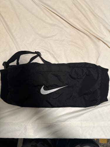 Nike black handwarmer (Used)