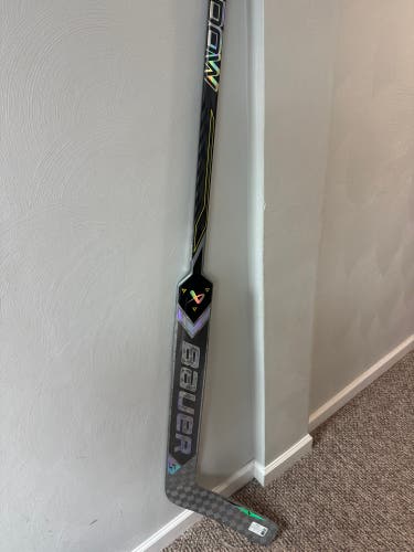Senior Bauer Supreme Shadow Regular Goalie Stick 27" Paddle (Used)