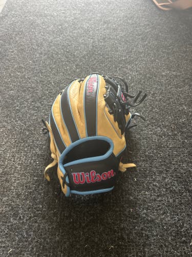 Wilson A1000 RH Infield Baseball Glove 11.5" (Used)