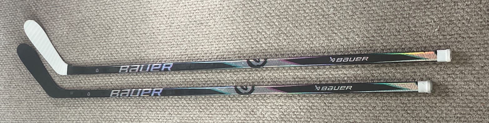 Senior Bauer Proto2 Right Handed Hockey Stick P28 77 Flex 2 pack lightly used