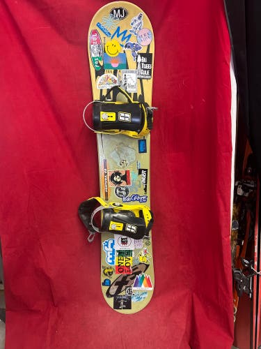 Liquid Snowboard All Mountain With Bindings Medium Flex Directional 145 cm (Used)
