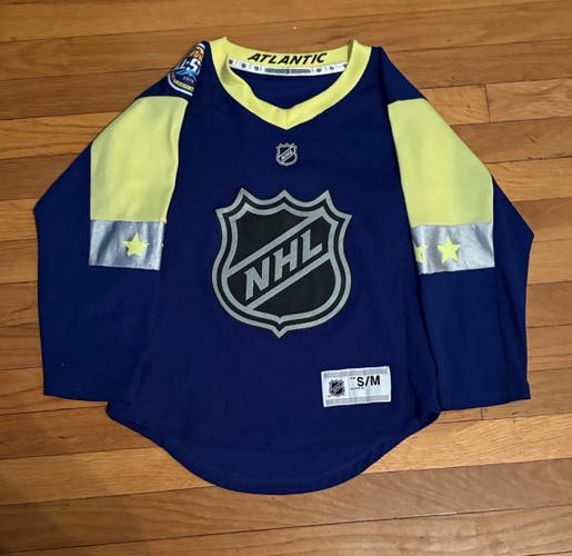 Blue Small / Medium Boys Jersey (Used)