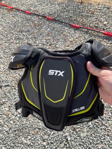 Large Youth STX Stallion 200+ Shoulder Pads (Used)