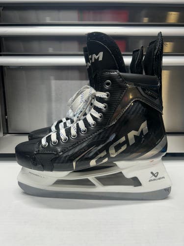 CCM XF Pro Hockey Skates NHL Yanni Gourde Pro Stock Size 8 Regular Width 280mm (Used)