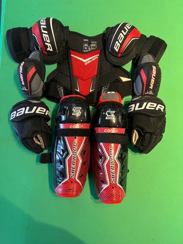 Bauer Hockey Starter Kit | Youth