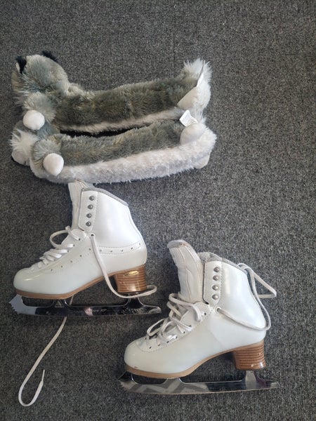Jackson Entré Figure Skates Size: 4 R (used)