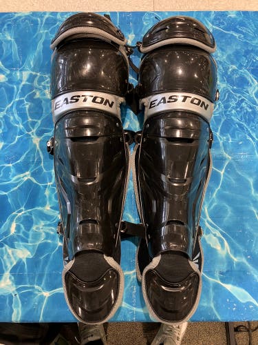 Intermediate Easton Gametime Catcher's Leg Guard (Used)