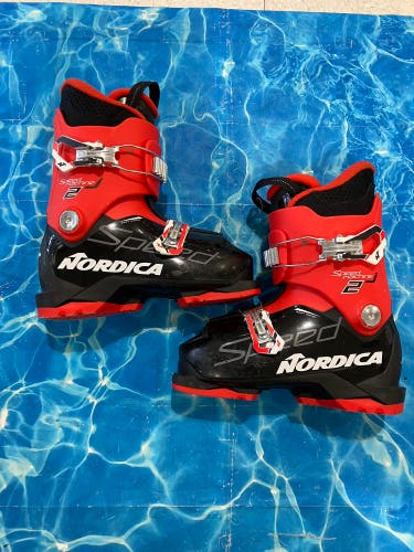 Mondo 22 & 22.5 Nordica SpeedMachine 2 Ski Boots (Used)