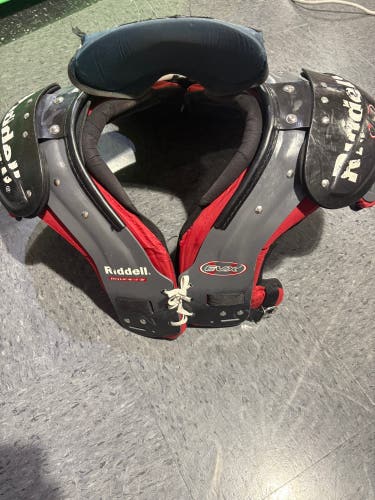 Adult Large 19-20" Riddell EVX Shoulder Pads w/ Back Plate and Neck Guard (Used)