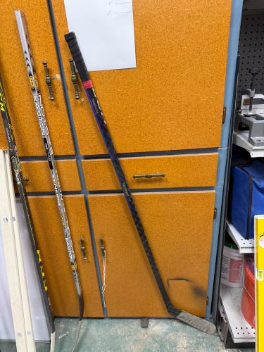 Senior CCM JetSpeed FT5 Pro Left Hand Hockey Stick P29 80 Flex Pro Stock (Used)