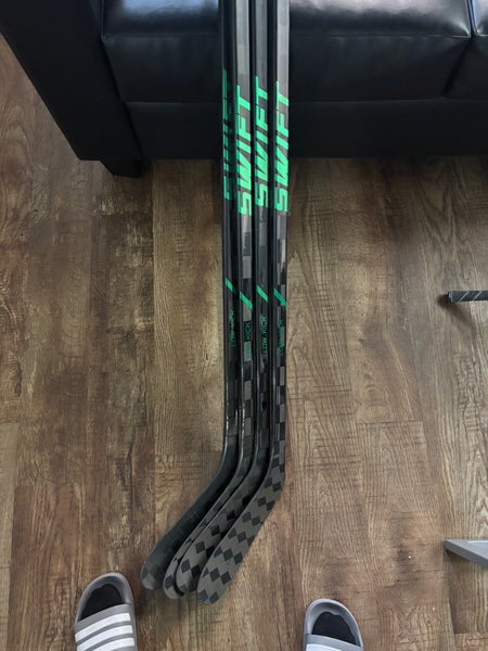 Brand new RH Swift ZT Pro 4 pack, 70 flex p28 grip
