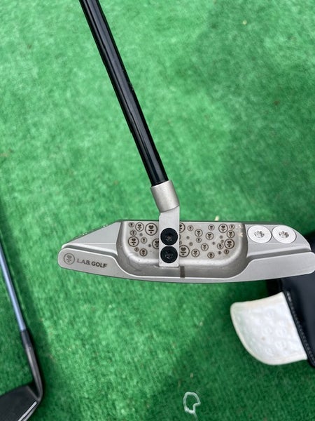 Silver Men's L.A.B. Golf Blade Link 1 Right Handed Putter 35" (Used)