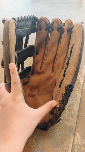 Rawlings RH Player Preferred Softball Glove 14" (Used)