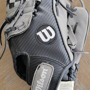Wilson RH Infield A0360 Baseball Glove 12.5" (Used)