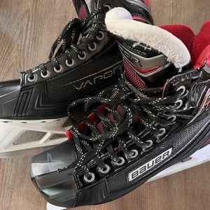 2017 Bauer Vapor X900 Hockey Goalie Skates Regular Width 8.5 (Used)