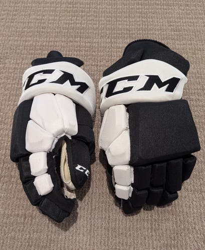 CCM Super Tacks Gloves 14" Pittsburgh Penguins Pro Stock (Used)