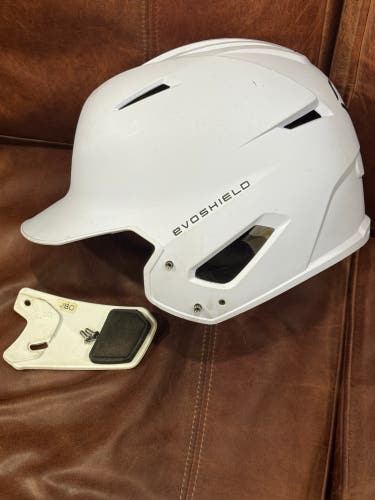 Medium/Large EvoShield XVT 2.0 Matte White Batting Helmet (Used)