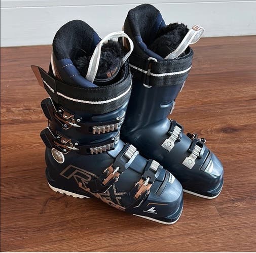 Mondo 23 & 23.5 Women's Lange RX All Mountain Ski Boots Soft Flex (Used)