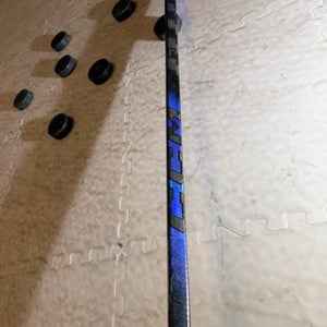 Intermediate CCM Ribcor Trigger 10 Pro Right Handed Hockey Stick P29 55 Flex