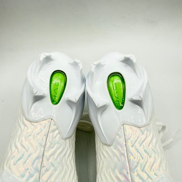 Under Armour Spotlight Pro Football Cleats 3028200-100  display picture 1