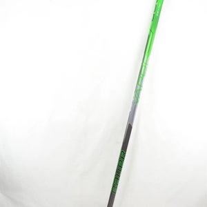 Junior Bauer Vapor Team Right Handed Hockey Stick 55 Flex (New)