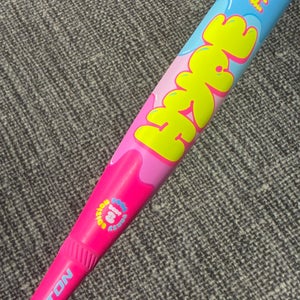 2025 Easton Hype Fire Pool Party Composite Bat USSSA Certified (-8) Composite 22 oz 30" (Used)