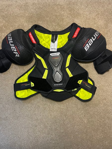 Small Junior Bauer Vapor Velocity Shoulder Pads (Used)
