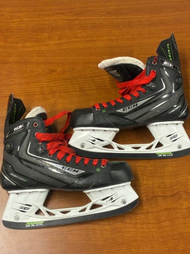Senior CCM Ribcor 50k Pump Hockey Skates Extra Wide Width 11 (Used)