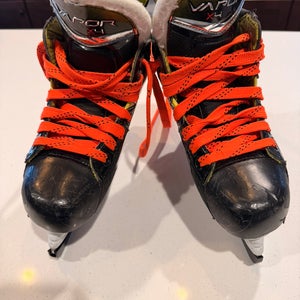 2023 Bauer Vapor X4 Hockey Skates Regular Width 12 (Used)