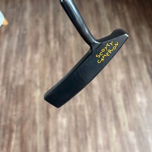 Black Unisex Scotty Cameron Studio Design 1.5 Right Handed Putter Uniflex 35" (Used)